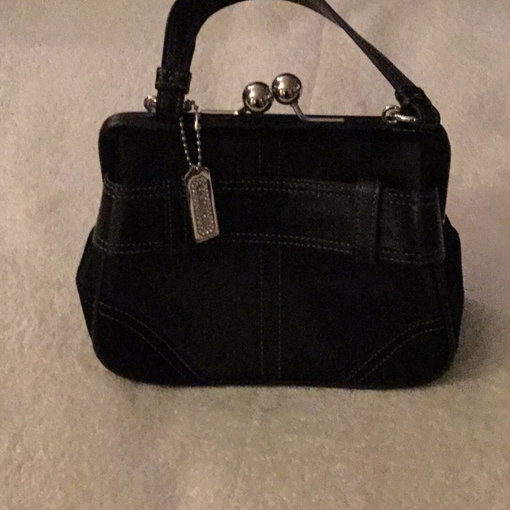 Coach KISS Me clutch - Picture 2 of 3